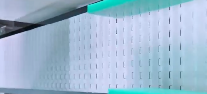 металлоискатель с пластиковой пластинчатой цепочкой 